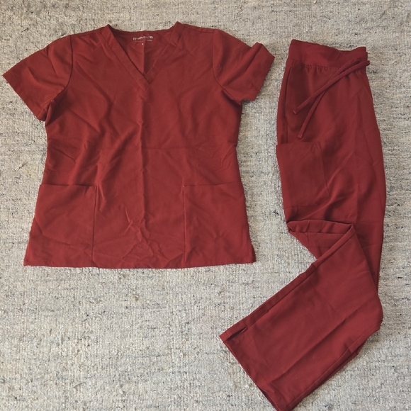 Mandala Scrub Set - Rust - Picture 1 of 4